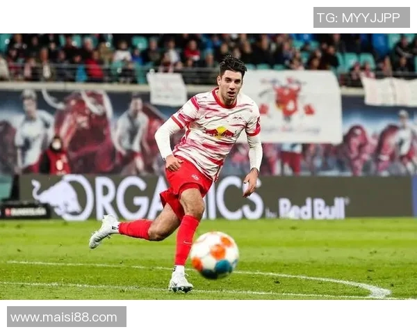 沙尔克04遭遇三连败,主场不敌莱比锡RB,德甲前景堪忧 沙尔克04遭遇三连败,主场不敌莱比锡RB,德甲前景堪忧