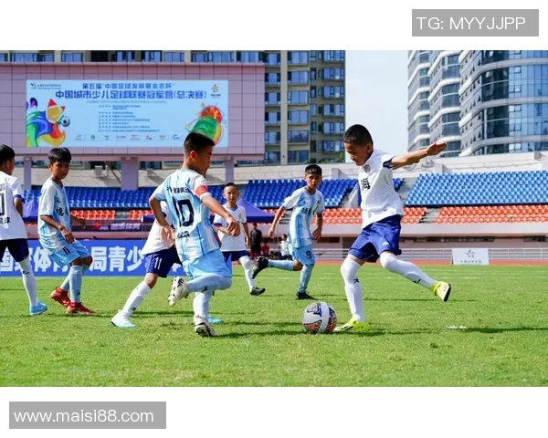 罗凯文的成长之路:从普通少年到行业领军人物的励志故事 罗凯文的成长之路:从普通少年到行业领军人物的励志故事